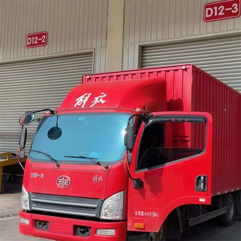 罗平县阿拉尔市物流专线：大件快运与进仓出口的高效之旅