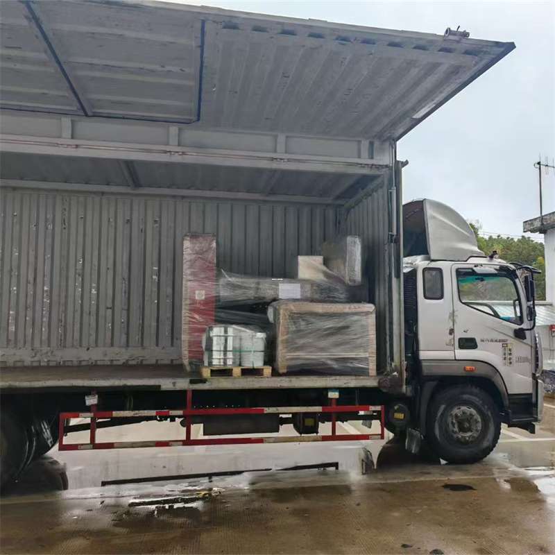 罗平县富蕴县物流专线：打通运输新通道