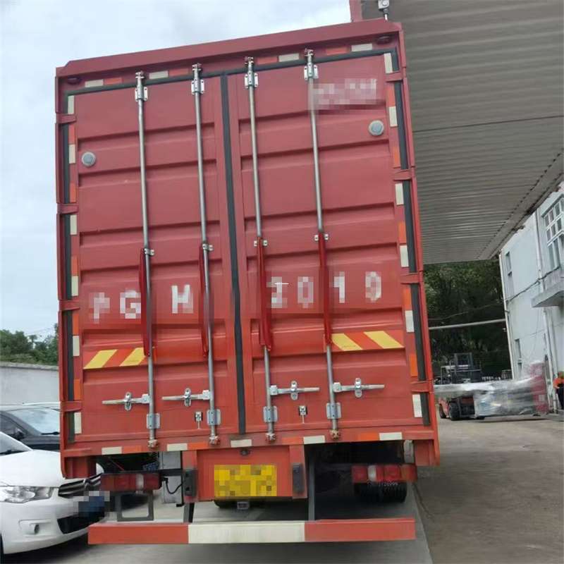 罗平县洛浦县进仓物流：专线直达的多元货运探索